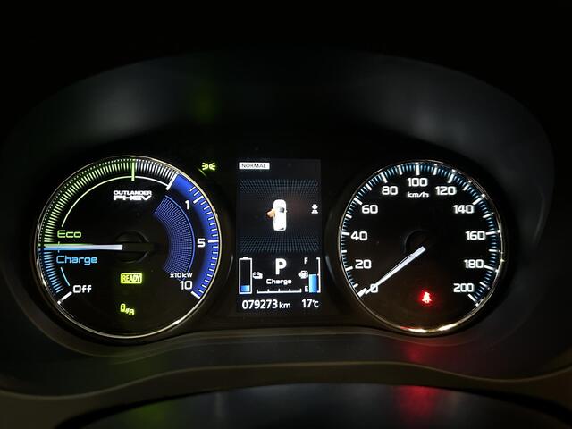 Mitsubishi OUTLANDER 2.4 PHEV Intense+ | Apple Carplay/Android Auto | Panoramadak | Trekhaak |