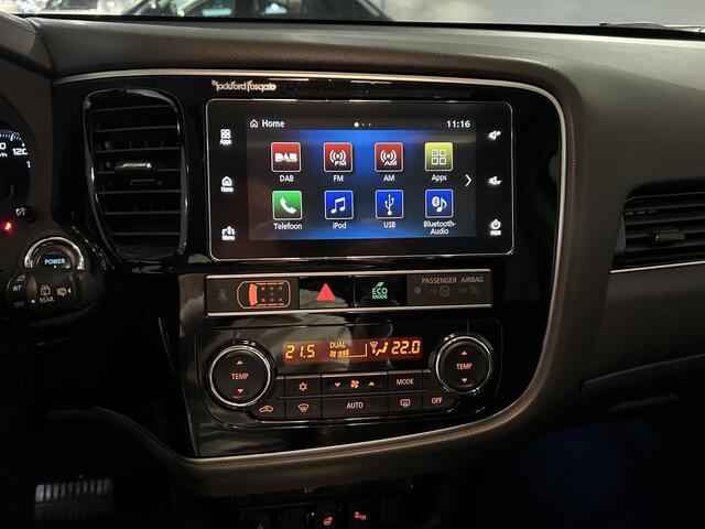 Mitsubishi OUTLANDER 2.4 PHEV Intense+ | Apple Carplay/Android Auto | Panoramadak | Trekhaak |