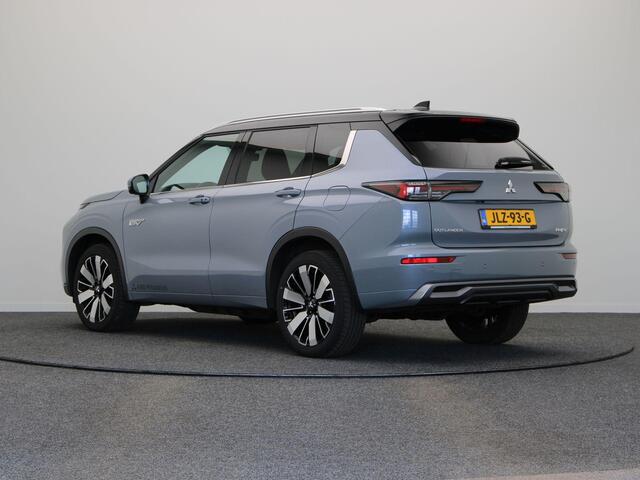 Mitsubishi OUTLANDER 2.4 PHEV Instyle+ | Trekhaak | Bruin lederen bekleding | Yamaha audio | Panoramadak | Stoelmassage |