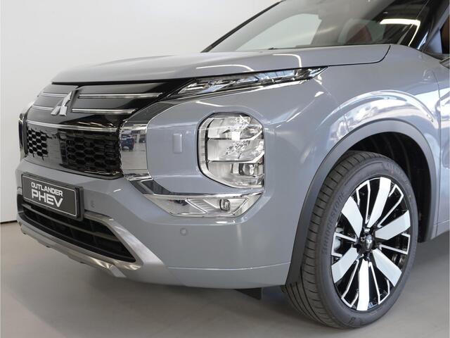 Mitsubishi OUTLANDER 2.4 PHEV Instyle+ | Uit voorraad leverbaar | 1600 KG trekgewicht | 85 km elektrisch rijbereik
