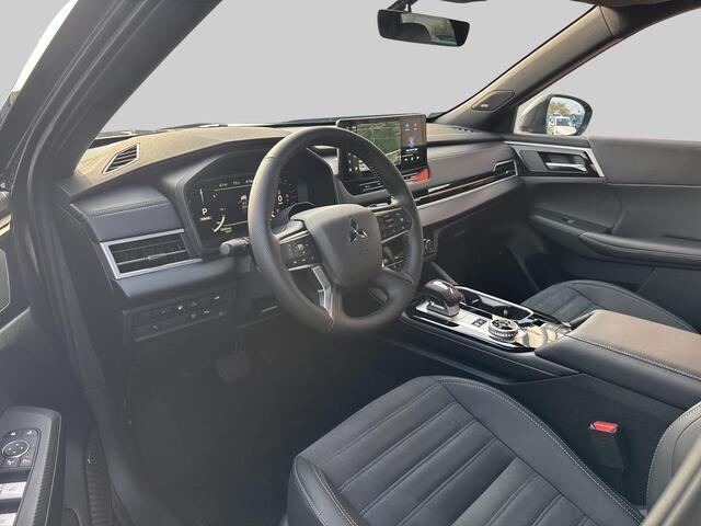 Mitsubishi OUTLANDER 2.4 PHEV intense+ | 20 inch LM Velgen | Winterpakket