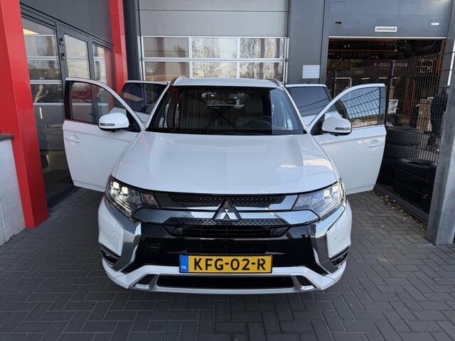 Mitsubishi OUTLANDER 2.4 PHEV Instyle Diamand Edition 360º CAMERA/LEDER VOL!/DODE HOEK DET./TREKHAAK/ACC/ETC,!