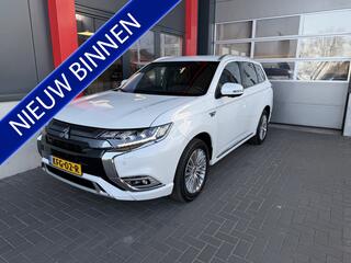 mitsubishi-outlander-2.4-phev-insty