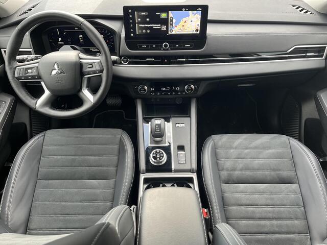 Mitsubishi OUTLANDER 2.4 PHEV Business Edition / Trekhaak (1.600 KG) / Origineel NL Auto / Yamaha Audio Installatie / Navigatie / Apple Carplay&Android Auto / 360 Camera / Elektrische Achterklep / PHEV / AWD / 4WD