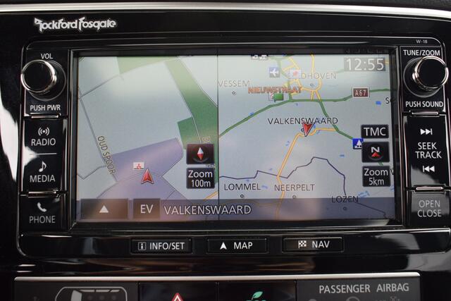 Mitsubishi OUTLANDER 2.4 PHEV Pure+ Schuifdak | Trekhaak | Leder | Navigatie | Stuur + Stoelverwarming | Electrische achterklep