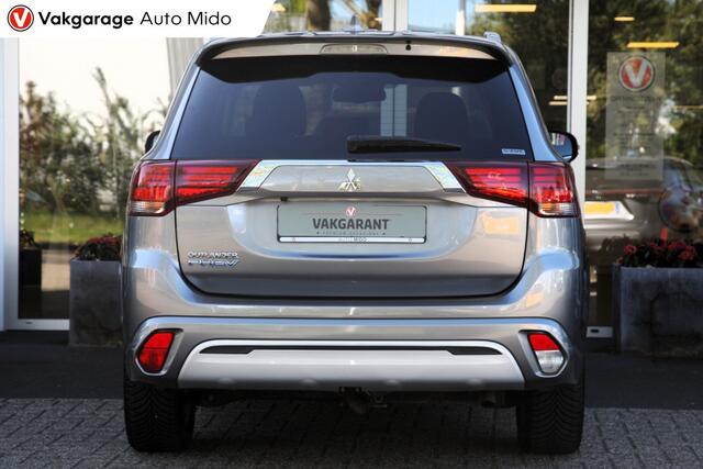 Mitsubishi OUTLANDER 2.4 PHEV Intense Automaat | Trekhaak | 1e eigenaar