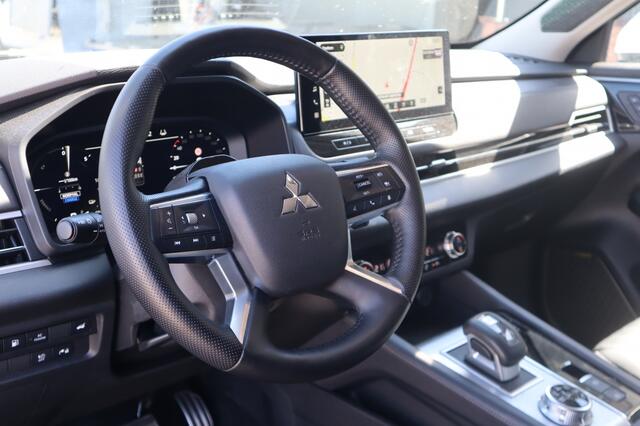 Mitsubishi OUTLANDER 2.4 PHEV Instyle