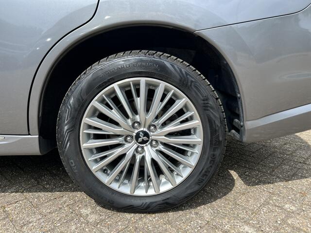 Mitsubishi OUTLANDER 2.4 PHEV Instyle