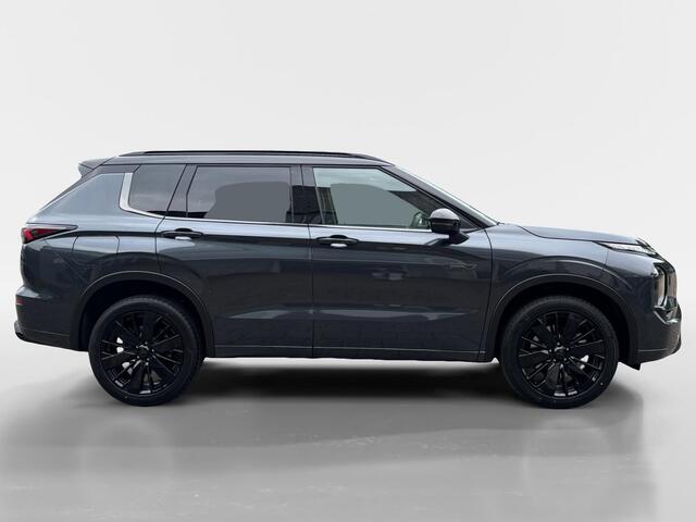 Mitsubishi OUTLANDER 2.4 PHEV Instyle+ | BLACK EDITION | ALLE OPTIES | DIRECT LEVERBAAR |