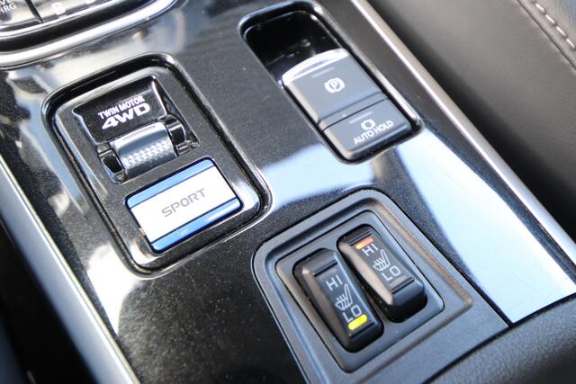 Mitsubishi OUTLANDER 2.4 PHEV Intense Trekhaak, Dealer O.H.