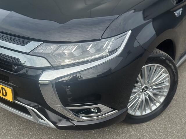 Mitsubishi OUTLANDER 2.4 PHEV Instyle / 1e eigenaar / Schuifdak / Trekhaak / Leer