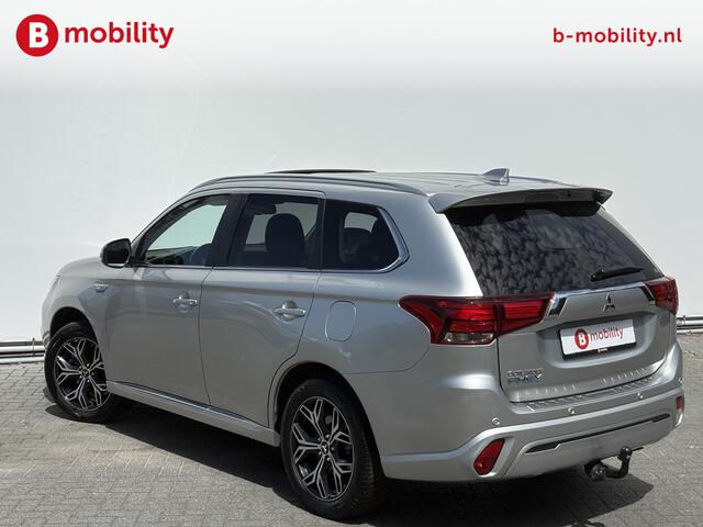 Mitsubishi OUTLANDER 2.4 PHEV Intense+ Trekhaak 1500kg 1e Eigenaar Schuif/Kanteldak | Achteruitrijcamera | Apple CarPlay | Stoelverwarming
