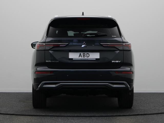 Mitsubishi OUTLANDER 2.4 PHEV Instyle | ¤8000,- KORTING! | Stoelverwarming Voor en Achter | Elektrische Achterklep | Yamaha audio | Panoramadak | Stoelmassage |