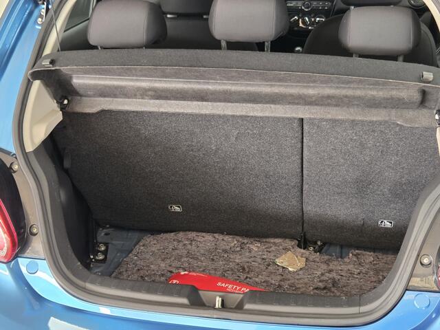 Mitsubishi SPACE STAR 1.0 Cool+ /Airco! /Elek. pakket /C.V. afstand /Radio-CD AUX /Isofix /Dagrijverl. /Dakspoiler /Bumpers in kleur.