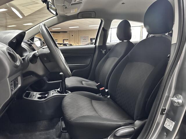 Mitsubishi SPACE STAR 1.0 Cool+/ /Airco! /Elek. pakket /C.V. afstand /Radio-CD AUX /Isofix /Dagrijverl. /Dakspoiler /Bumpers in kleur.