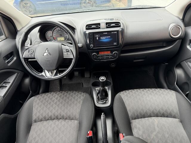 Mitsubishi SPACE STAR 1.2 Intense/AIRCO/CRUIS/CAMERA/CARPLAY/INRUIL MOG!!!!