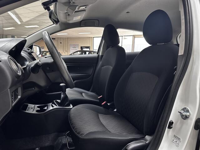 Mitsubishi SPACE STAR 1.0 Cool+/ /Airco! /Elek. pakket /C.V. afstand /Radio-CD AUX /Isofix /Dagrijverl. /Dakspoiler /Bumpers in kleur.