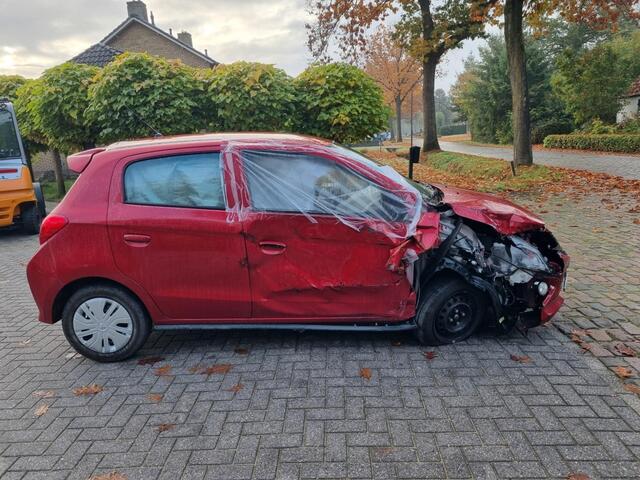 Mitsubishi SPACE STAR 1.2 Connect+