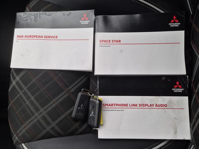 Mitsubishi SPACE STAR 1.2 Instyle Automaat / Fabrieksgarantie tot 13-02-2031 / Navigatie via Apple Carplay of Android Auto / Airco / Stoelverwarming / Achteruitrijcamera / Cruise control / Keyless Entry/Start /