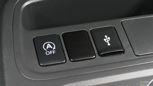 Mitsubishi SPACE STAR 1.2 Connect+