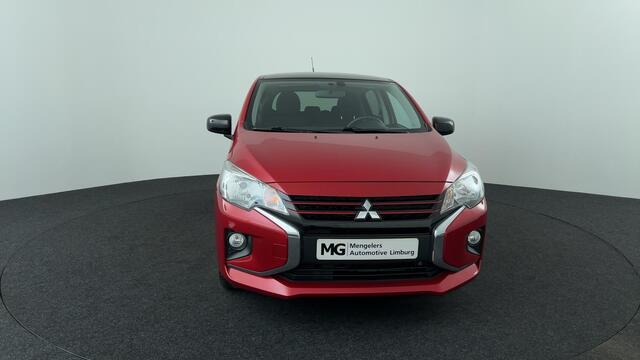 Mitsubishi SPACE STAR 1.2 Intense Edition All season banden, speciale uitvoering.