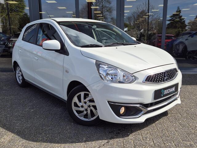 Mitsubishi SPACE STAR 1.0 Active | Navigatie |