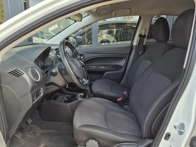 Mitsubishi SPACE STAR 1.0 Active | Navigatie |