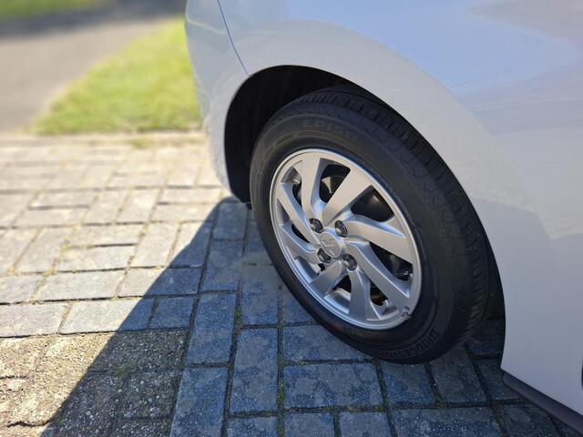 Mitsubishi SPACE STAR 1.2 Dynamic