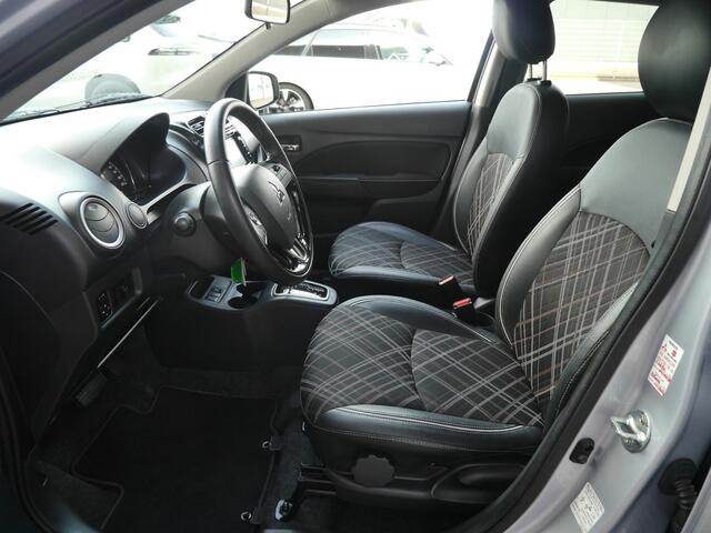Mitsubishi SPACE STAR 1.2 Instyle | Automaat | Extra getint glas | Lichtmetalen velgen | Achteruitrijcamera | Climate control | Achterspoiler | Applecarplay/Android auto | Keyless entry en start