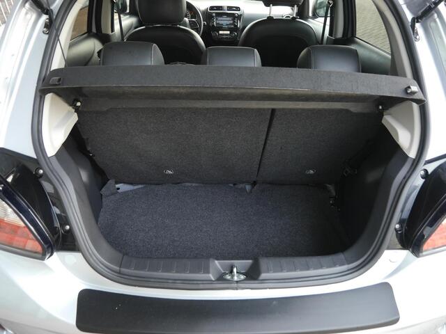 Mitsubishi SPACE STAR 1.2 Instyle | Automaat | Extra getint glas | Lichtmetalen velgen | Achteruitrijcamera | Climate control | Achterspoiler | Applecarplay/Android auto | Keyless entry en start