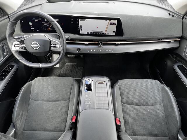 Nissan Ariya Evolve 87 kWh Automaat / WLTP bereik 516 km / Trekgewicht 750 kg / CCS snelladen / Stoelventilatie / Stuur-, stoel- en achterbankverwarming / Voorruitverwarming / HUD / Camera 360° /