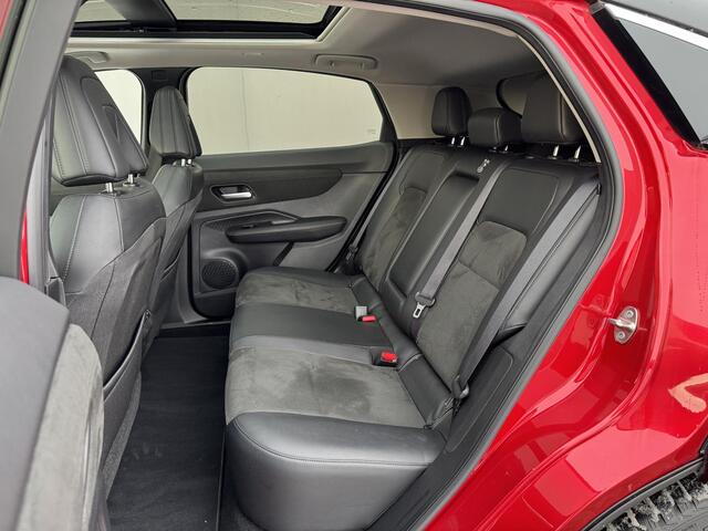 Nissan Ariya Evolve 91 kWh / Warmtepomp / Stuur- & Stoelverwarming / Voorruitverwarming / Geventileerde Voorstoelen / Binnenspiegel Camera / Schuif & Kanteldak / Head-Up Display / Bose Premium Audio / Adaptieve Cruise Control / Apple Carplay & Android Auto /