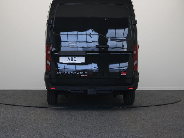Nissan INTERSTAR Interstar-e Gesloten Bestel L2H2 3.5T 87 kWh 143 1AT Limited + Trekhaak | 7" TFT kleuren instrumentenpaneel | Achteruitrijcamera | Cruise control met snelheidsbegrenzer