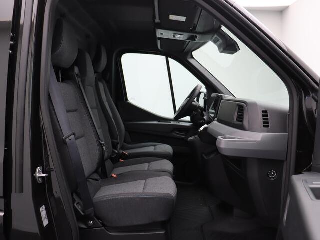 Nissan INTERSTAR Interstar-e Gesloten Bestel L2H2 3.5T 87 kWh 143 1AT Limited + Trekhaak | 7" TFT kleuren instrumentenpaneel | Achteruitrijcamera | Cruise control met snelheidsbegrenzer