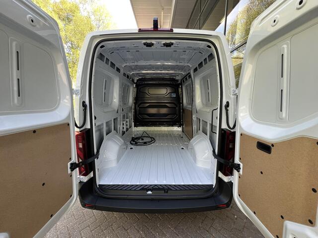 Nissan INTERSTAR Interstar-e L2H2 Limited 87 kWh | DEMO