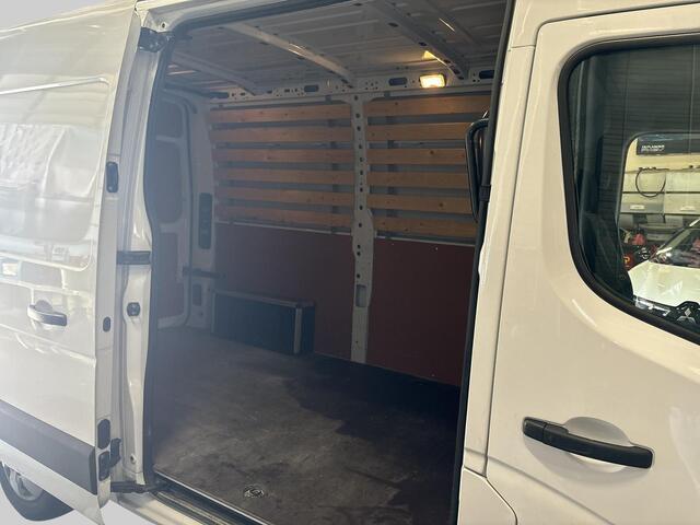 Nissan INTERSTAR 2.3 dCi L2H2 N-Connecta identiek aan Renault MASTER! Ruimtewonder voor al uw klussen of transport!