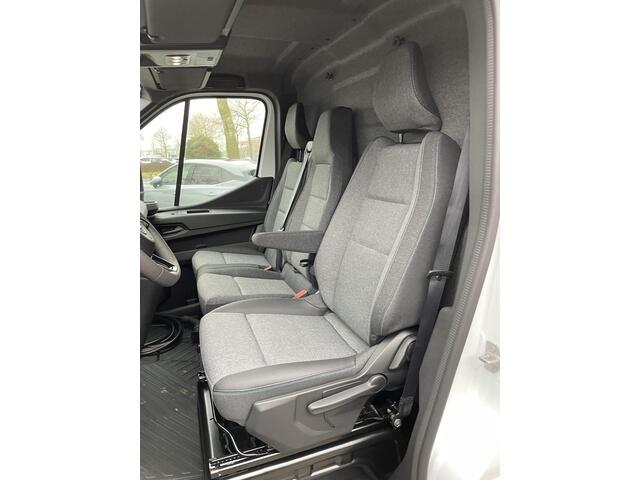 Nissan INTERSTAR Interstar-e L2H2 Limited 87 kWh