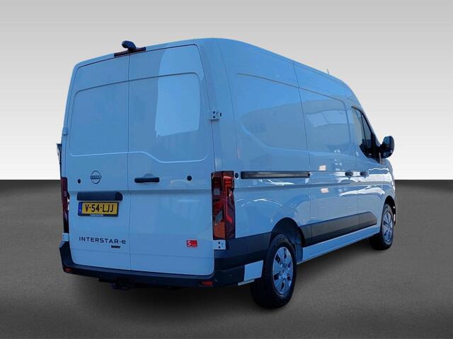 Nissan INTERSTAR Interstar-e L2H2 Limited 87 kWh | wandbekleding, laadvloer en trekhaak