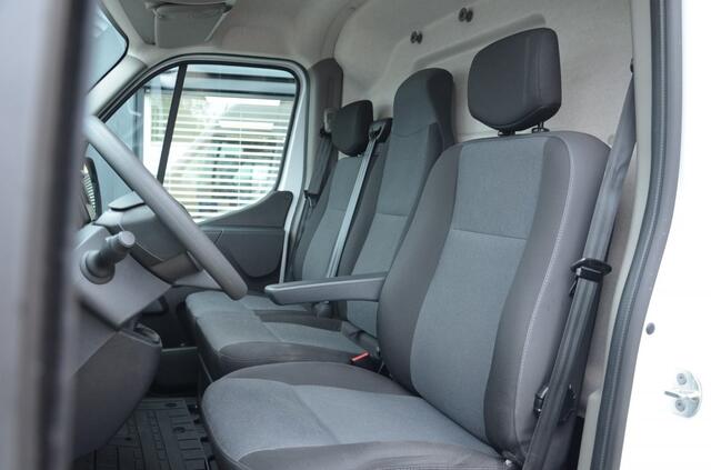 Nissan INTERSTAR 2.3 Blue HDI L2H2