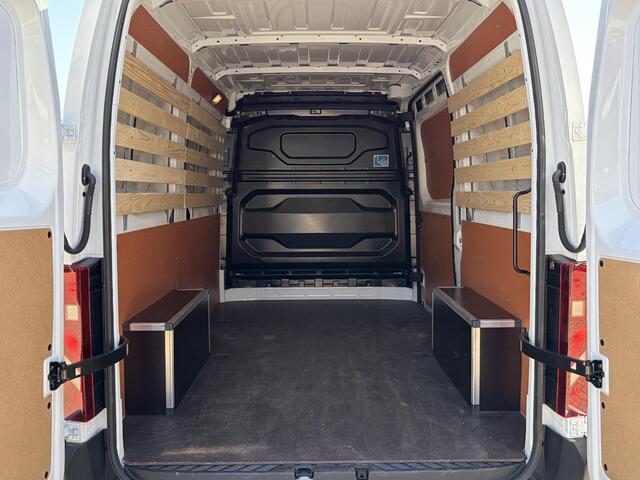 Nissan INTERSTAR Interstar-e L2H2 Limited 87 kWh | Camera | Trekhaak | Betonplex vloerplaat | Lat om Lat | Climate Control | Wielkastbescherming | Direct leverbaar
