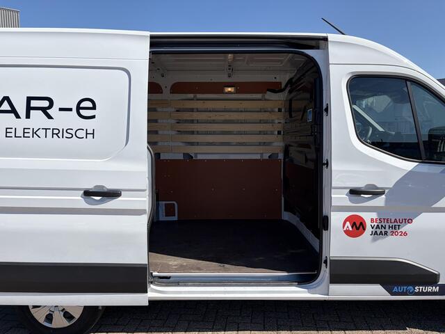 Nissan INTERSTAR Interstar-e L2H2 Limited 87 kWh | Camera | Trekhaak | Betonplex vloerplaat | Lat om Lat | Climate Control | Wielkastbescherming | Direct leverbaar