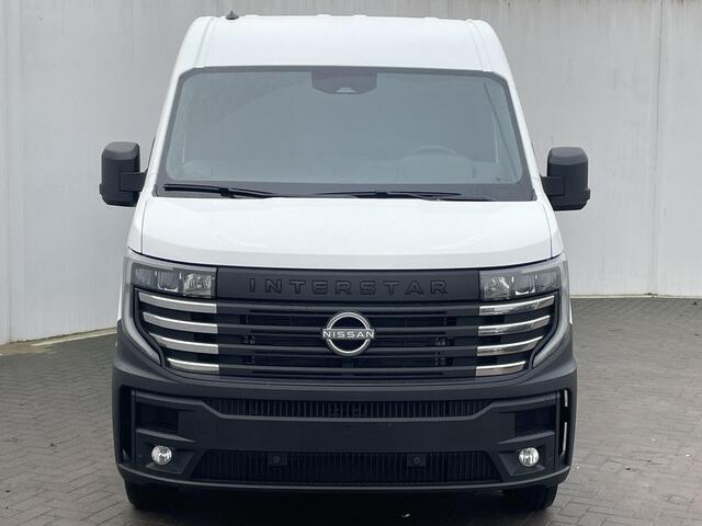 Nissan INTERSTAR -e L2H2 Limited 87 kWh Nieuw te bestellen / ¤ 11.140 KORTING! / Trekgewicht 2000KG / Vaste trekhaak / Schuifdeur links en rechts / Apple Carplay/Android Auto / Achteruitrijcamera / Voorstoelen Verwarmd / Prijs Excl. BTW