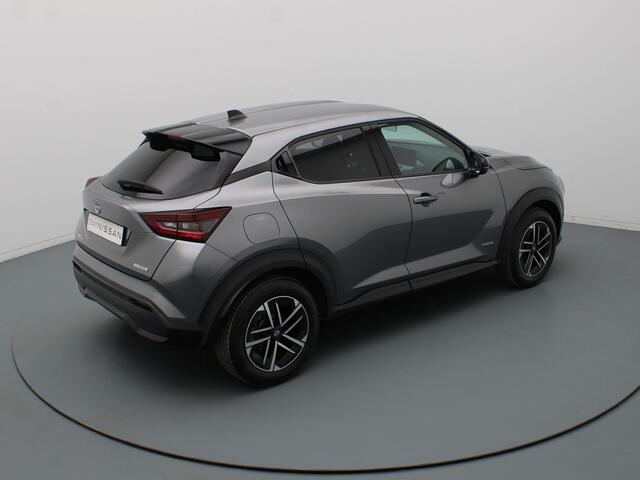 Nissan JUKE 1.6 Hybrid N-Connecta Climate control | Cruise control