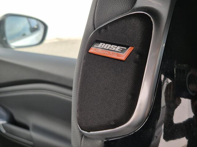 Nissan JUKE 1.6 Hybrid Tekna Automaat / Rondomzicht camera / Apple Carplay Android Auto / Adaptief CC / Bose Audio Systeem / Navigatie via Apple Carplay of Android Auto / Keyless Entry/Start / Climate control /