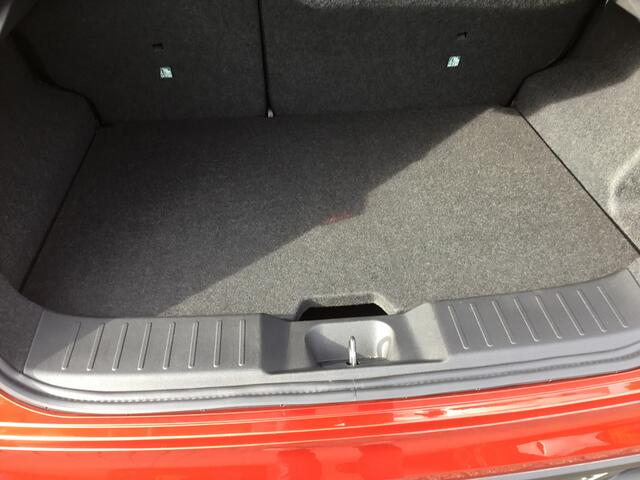 Nissan JUKE 1.6 HEV DCT Tekna Bose Cold Pack