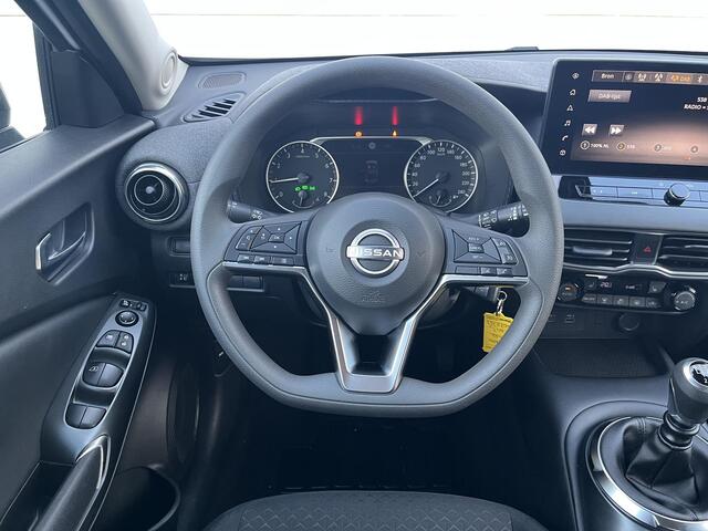 Nissan JUKE 1.0 DIG-T Acenta / airco (automatisch)/ Apple Carplay/Android Auto/ navigatiesysteem full map/ lichtmetalen velgen 17"/