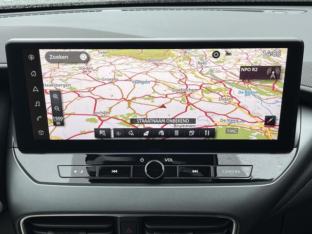 Nissan JUKE 1.0 DIG-T N-Connecta / Achteruitrijcamera / Apple Carplay & Android Auto / Keyless Entry & Start / Navigatie full map / Cruise- en Climate Control / Stuur- en Stoelverwarming / Parkeersensoren voor en achter