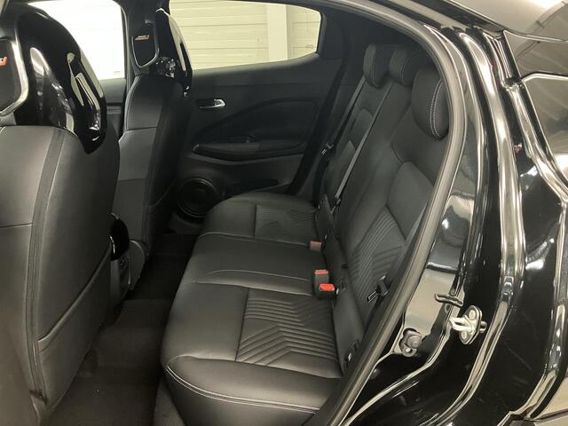 Nissan JUKE 1.6 Hybrid Tekna / ¤3500,- Eindejaarsvoordeel / Nieuw uit Voorraad Leverbaar / Lederen Bekleding / Bose Premium Audio / Technology Pack /Stoel- en Stuurverwarming / Voorruitverwarming / 19 Inch Velgen /