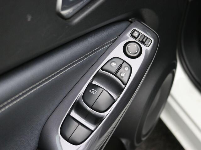 Nissan JUKE 1.0 DIG-T N-Connecta / Airco Climat Control / LMV / Historie aanwezig / Navigatie / Achteruitrijcamera / Regen- en lichtsensor /