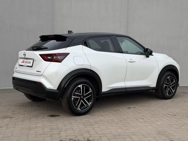 Nissan JUKE 1.6 Hybrid N-Connecta / Fabrieksgarantie tot 07-2028 / Camera / Navigatie / Apple Carplay & Android Auto / Stoel & Stuurwielverwarming / Two Tone / Cruise Control / Keyless /